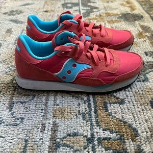 Saucony - Women’s DXN Trainer